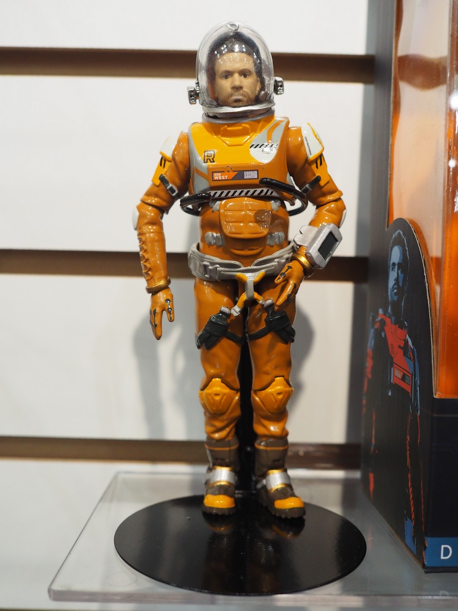 Toy Fair 2020 – Just Play Toys ‘Lost In Space’ Figures – AwesomeToyBlog